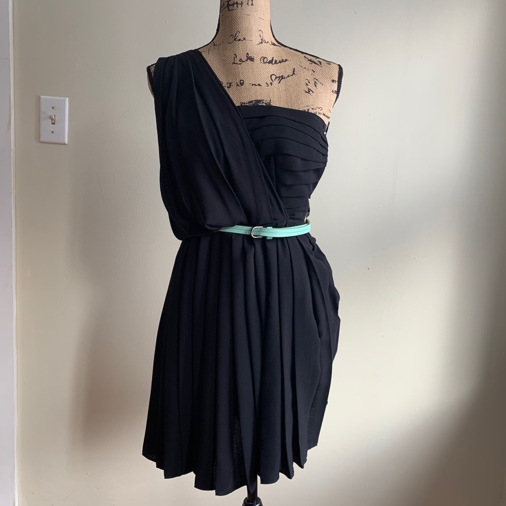 Rachel Roy one shoulder pleated black dress - Picture 5 of 15